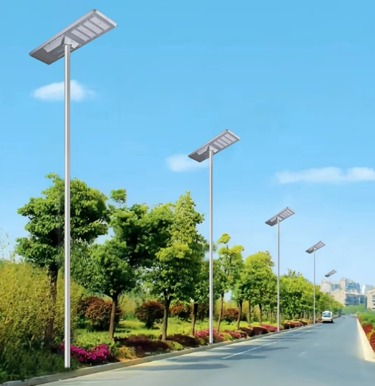 80 Solar Streetlights Illuminate Huanggang, Hubei 80 Solar Streetlights Illuminate Huanggang, Hubei