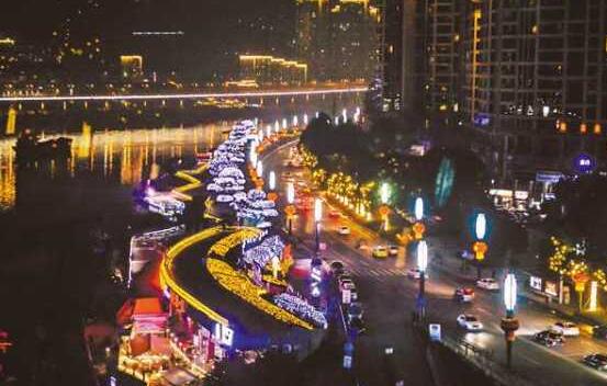 Characteristic LED street lights appear on both sides of Yudai River in Yuzhu County, Chongqing Characteristic LED street lights appear on both sides of Yudai River in Yuzhu County, Chongqing
