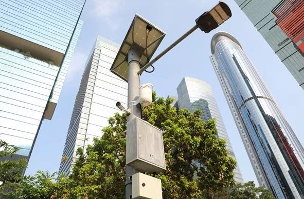 Hong Kong will install hundreds of smart street lights with sensors this year Hong Kong will install hundreds of smart street lights with sensors this year