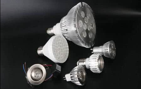 Judgment of the heat dissipation of LED lamps Judgment of the heat dissipation of LED lamps