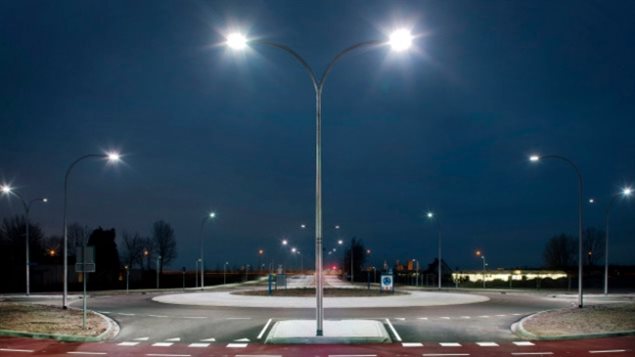 Montreal, Canada, 132,000 street lights or will be transformed into LED lights Montreal, Canada, 132,000 street lights or will be transformed into LED lights